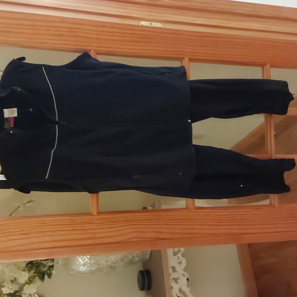 Prospirit brand L vest/XL pants black with white piping on vest